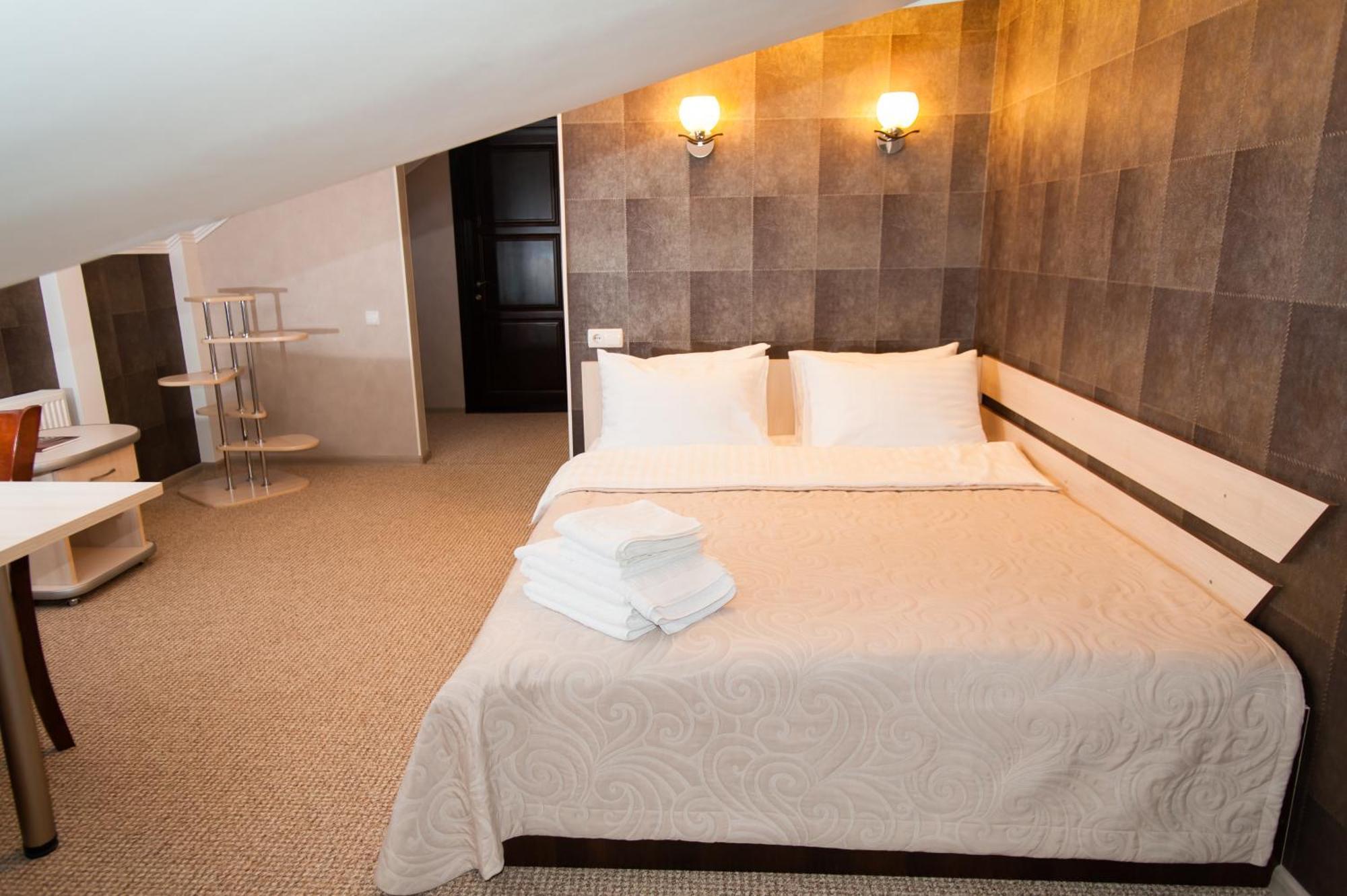Harvest Hotel Vinnytsia Exterior photo